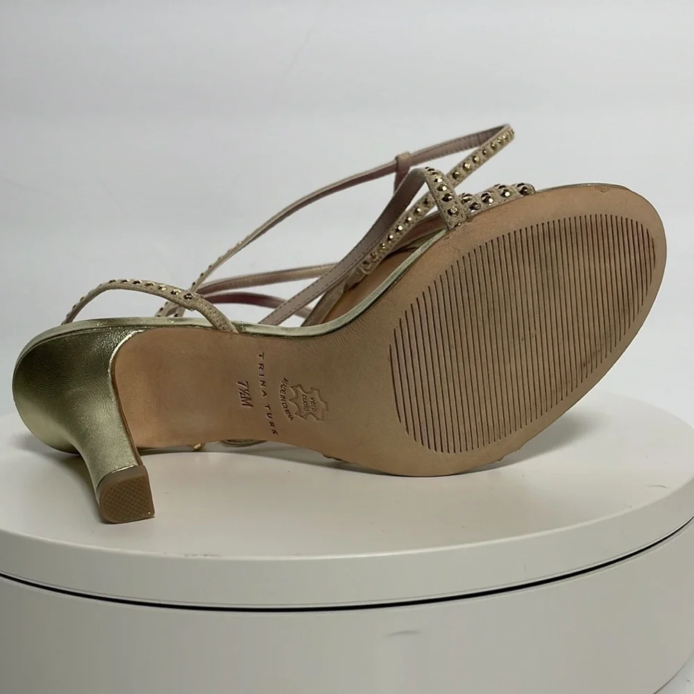 Trina Turk Heels Sandals Pink insole dress party shoes New size 7.5 M
